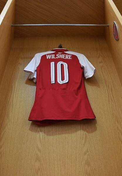 Jack Wilshere in Arsenal Changing Room Before Arsenal vs. Norwich City (Carabao Cup 2017-18)