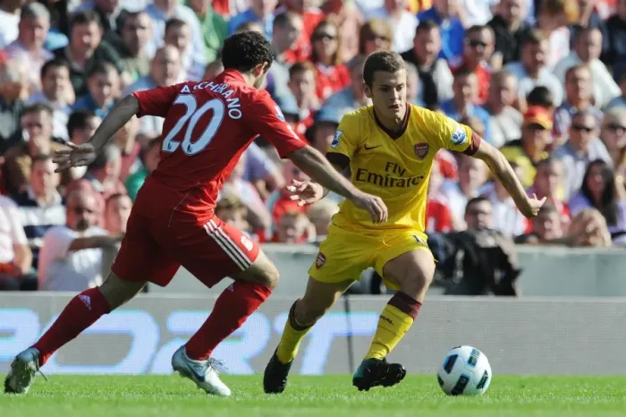 Framed Print : Jack Wilshere (Arsenal) Javier Mascherano (Liverpool). Liverpool 1: 1 Arsenal Framed Print : Jack Wilshere (Arsenal) Javier Mascherano (Liverpool). Liverpool 1: 1 Arsenal