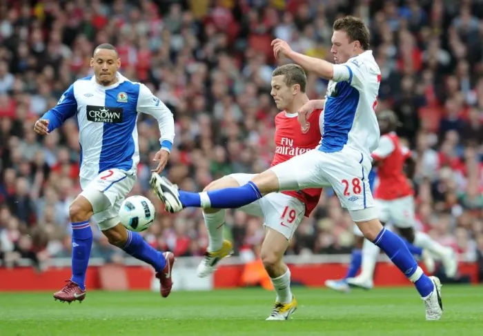 Framed Print : Jack Wilshere (Arsenal) Jermanie Jones and Phil Jones (Blackburn). Arsenal 0