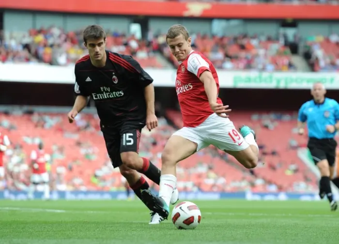 Framed Print : Jack Wilshere (Arsenal) Sokratis Papastathopoulos (Milan). Arsenal 1: 1 AC Milan Framed Print : Jack Wilshere (Arsenal) Sokratis Papastathopoulos (Milan). Arsenal 1: 1 AC Milan