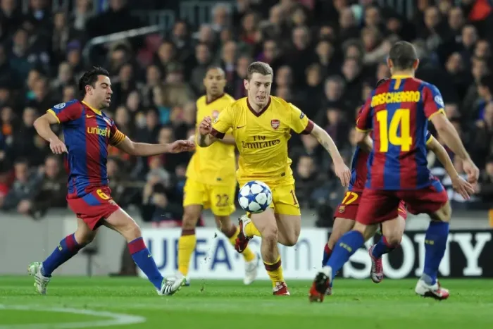 Framed Print : Jack WIlshere (Arsenal) Xavi (Barcelona). Barcelona 3: 1 Arsenal. UEFA Champions League