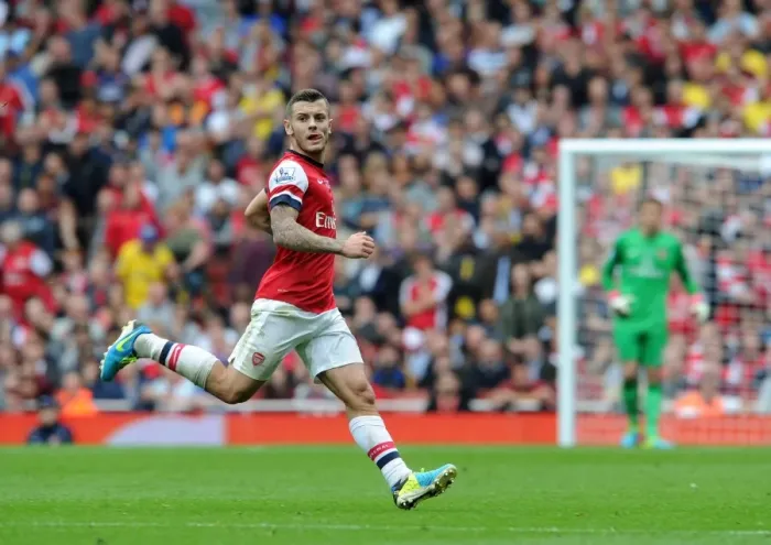 Framed Print : Jack Wilshere: Arsenal's Midfield Mastermind in Action against Stoke City, Premier League 2013-14 Framed Print : Jack Wilshere: Arsenal's Midfield Mastermind in Action against Stoke City, Premier League 2013-14