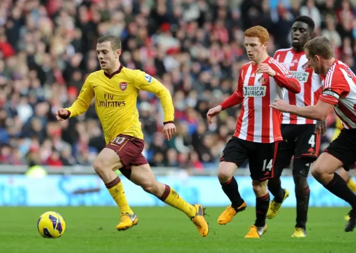Framed Print : Jack Wilshere Outmaneuvers Jack Colback and Alfred N'Diaye in Sunderland vs Arsenal Premier League Clash Framed Print : Jack Wilshere Outmaneuvers Jack Colback and Alfred N'Diaye in Sunderland vs Arsenal Premier League Clash