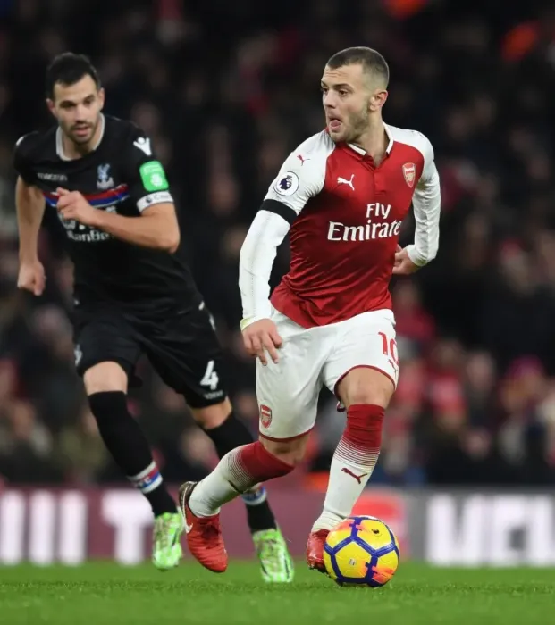 Framed Print : Jack Wilshere Outmaneuvers Luka Milivojevic: Arsenal vs Crystal Palace, Premier League 2017-18