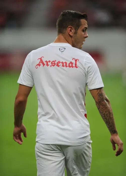 Framed Print : Jack Wilshere Pre-Season Training: Arsenal vs Nagoya Grampus, Japan 2013