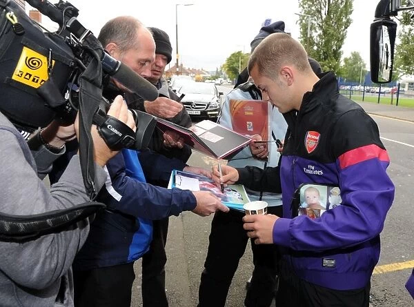 Jack Wilshere Signs Autographs Before Arsenal U21 vs. West Bromwich Albion U21 (2012-13)