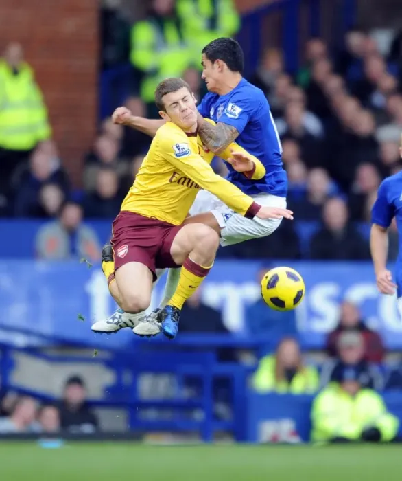 Framed Print : Jack Wilshere vs. Tim Cahill: Arsenal's Victory over Everton in the Barclays Premier League, 14 / 11 / 2010