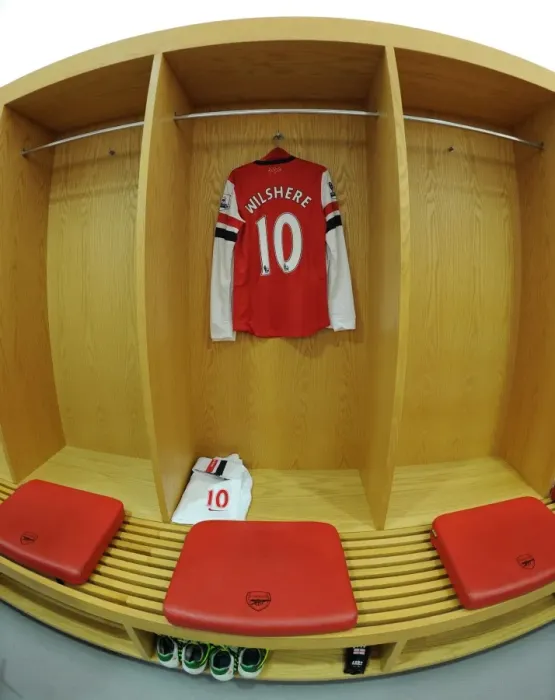 Framed Print : Jack Wilshere's Arsenal Shirt in the Changing Room (2012-13) Framed Print : Jack Wilshere's Arsenal Shirt in the Changing Room (2012-13)