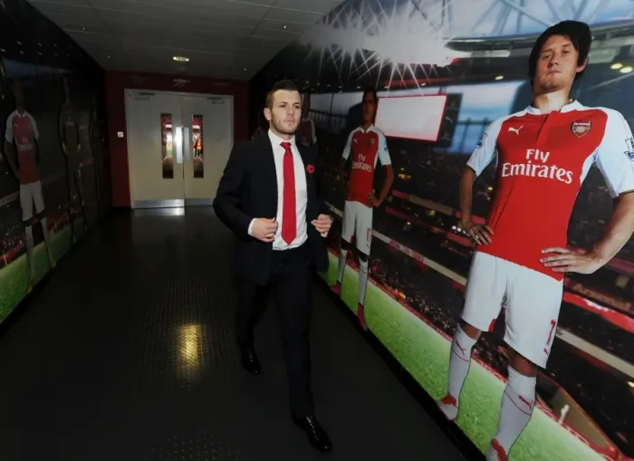 Framed Print : Jack Wilshere's Determination: Arsenal vs. Tottenham Showdown (2015-16) Framed Print : Jack Wilshere's Determination: Arsenal vs. Tottenham Showdown (2015-16)