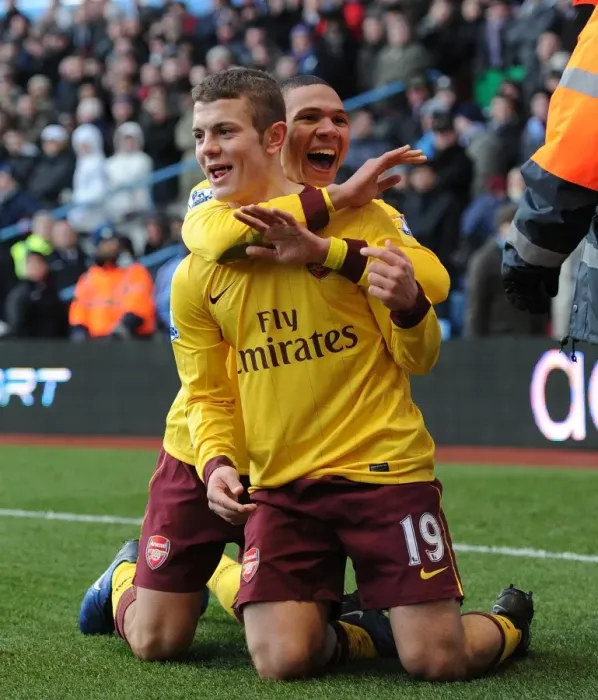 Framed Print : Jack Wilshere's Thrilling Goal Celebration with Kieran Gibbs: Arsenal's Victory over Aston Villa (4-2)