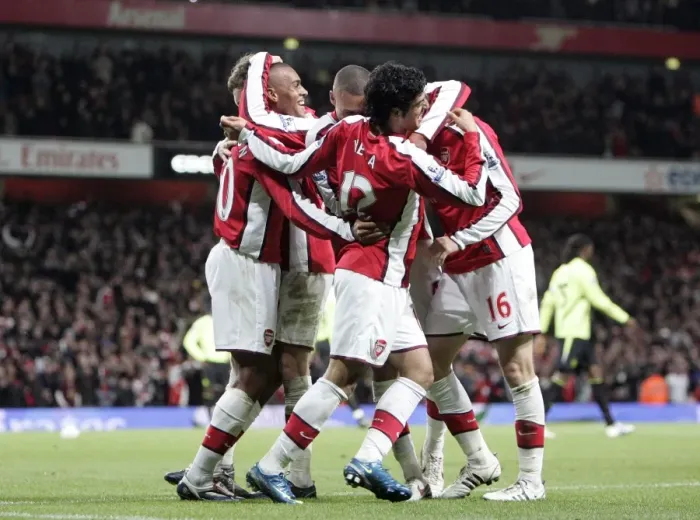Framed Print : Jay Simpson's Brace: Arsenal's Dominant 3-0 Win Over Wigan Athletic in Carling Cup