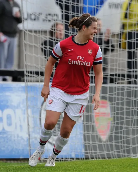Framed Print : Jennifer Beattie Scores the Opener: Arsenal Ladies vs. Barcelona in UEFA Women's Champions League