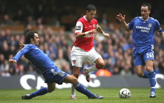 Framed Print : Jeremie Aliadiere (Arsenal) Ricardo Carvalho and John Terry (Chelsea)