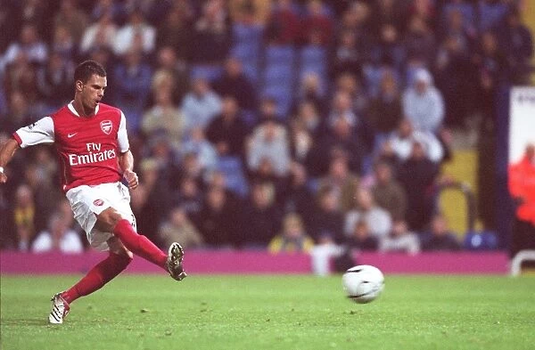 Jeremie Aliadiere scores Arsenals 1st goal from the penalty spot
