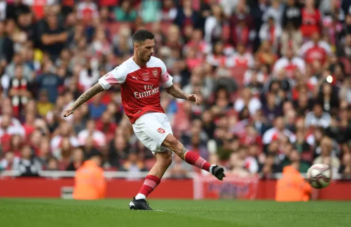 Framed Print : Jeremie Aliadiere Scores the Winning Penalty for Arsenal Legends Against Real Madrid Legends (2018)