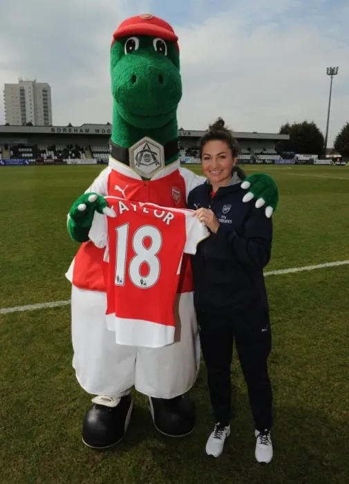 Framed Print : Jodie Taylor (Arsenal Ladies) with Gunner. Arsenal Ladies 2: 2 Notts County Ladies Framed Print : Jodie Taylor (Arsenal Ladies) with Gunner. Arsenal Ladies 2: 2 Notts County Ladies