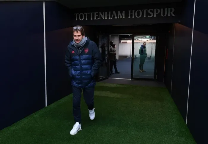 Framed Print : Joe Montemurro: Arsenal Women Manager's Pre-Match Focus at Tottenham Stadium Framed Print : Joe Montemurro: Arsenal Women Manager's Pre-Match Focus at Tottenham Stadium