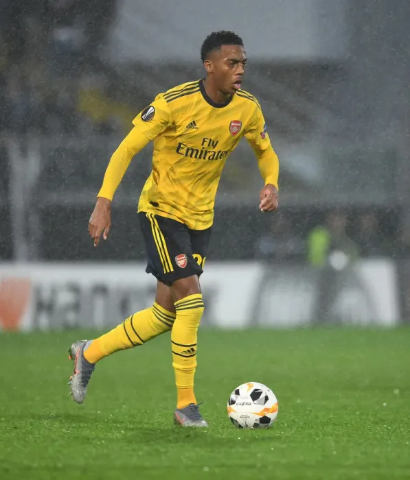 Framed Print : Joe Willock in Action: Arsenal vs Vitoria Guimaraes, UEFA Europa League 2019-20 Framed Print : Joe Willock in Action: Arsenal vs Vitoria Guimaraes, UEFA Europa League 2019-20