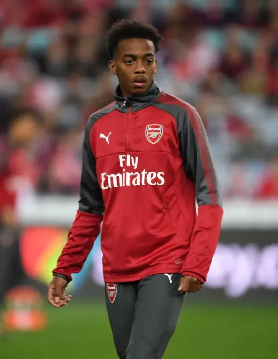 Framed Print : Joe Willock: Arsenal Star's Pre-Match Focus at Sydney's ANZ Stadium (2017-18)