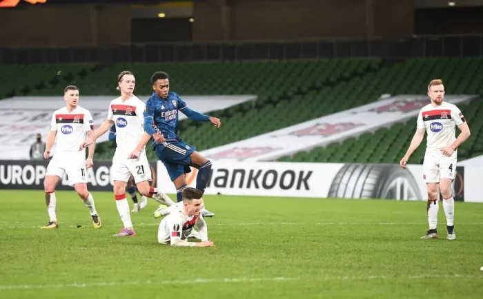 Framed Print : Joe Willock Scores as Arsenal Crush Dundalk in Europa League Clash Framed Print : Joe Willock Scores as Arsenal Crush Dundalk in Europa League Clash