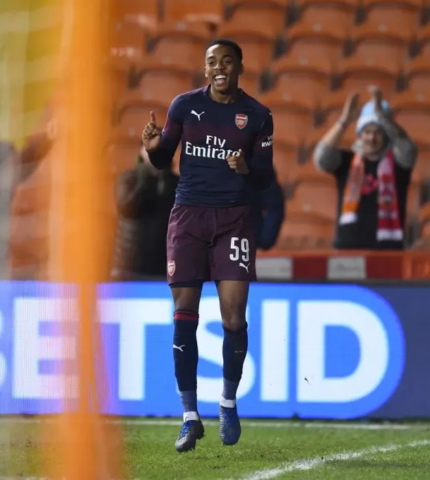 Framed Print : Joe Willock Scores First: Arsenal Triumphs in FA Cup Third Round at Blackpool