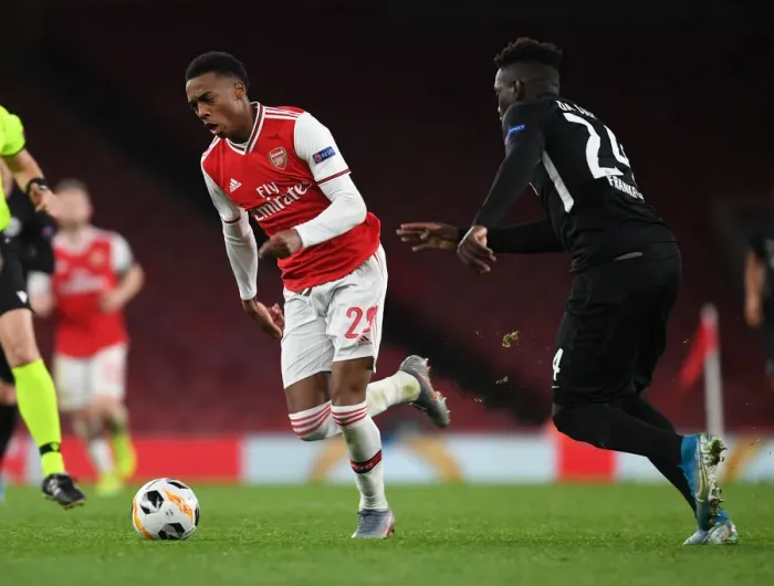 Framed Print : Joe Willock's Dramatic Goal: Arsenal Secures Europa League Victory over Eintracht Frankfurt Framed Print : Joe Willock's Dramatic Goal: Arsenal Secures Europa League Victory over Eintracht Frankfurt