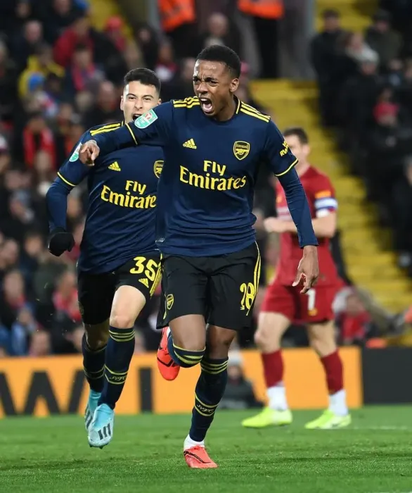 Framed Print : Joe Willock's Hat-Trick: The Thrilling 5-5 Draw - Arsenal vs. Liverpool in Carabao Cup