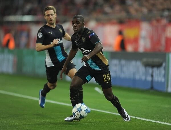 Joel Campbell in Action: Arsenal vs. Olympiacos, UEFA Champions League (December 2015)