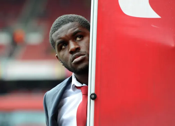 Framed Print : Joel Campbell: Arsenal's Ready-to-Rise Star Against Manchester City (2014-15) Framed Print : Joel Campbell: Arsenal's Ready-to-Rise Star Against Manchester City (2014-15)