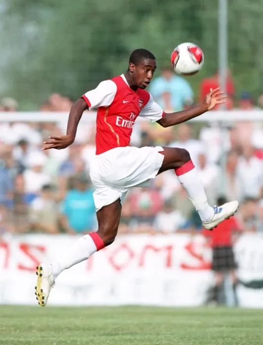 Framed Print : Johan Djourou in Action: Arsenal's Dominance in Pre-Season Friendly against Schwadorf (July 2006) Framed Print : Johan Djourou in Action: Arsenal's Dominance in Pre-Season Friendly against Schwadorf (July 2006)