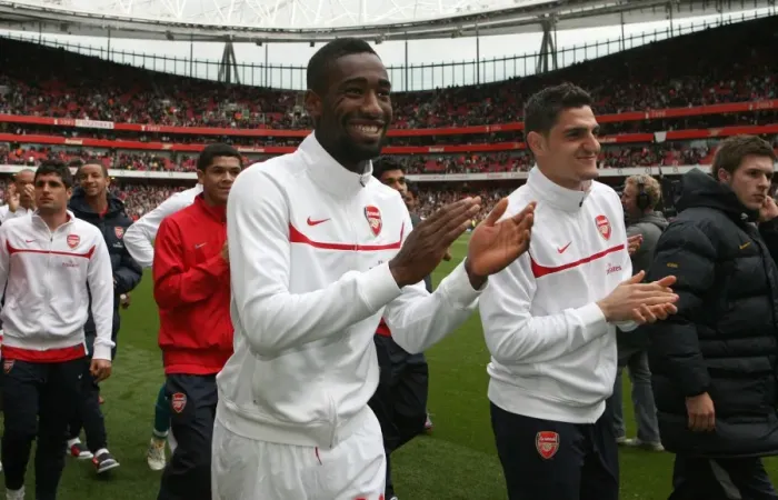 Framed Print : Johan Djourou and Vito Mannone (Arsenal). Arsenal 4: 0 Fulham. Barclays Premier League