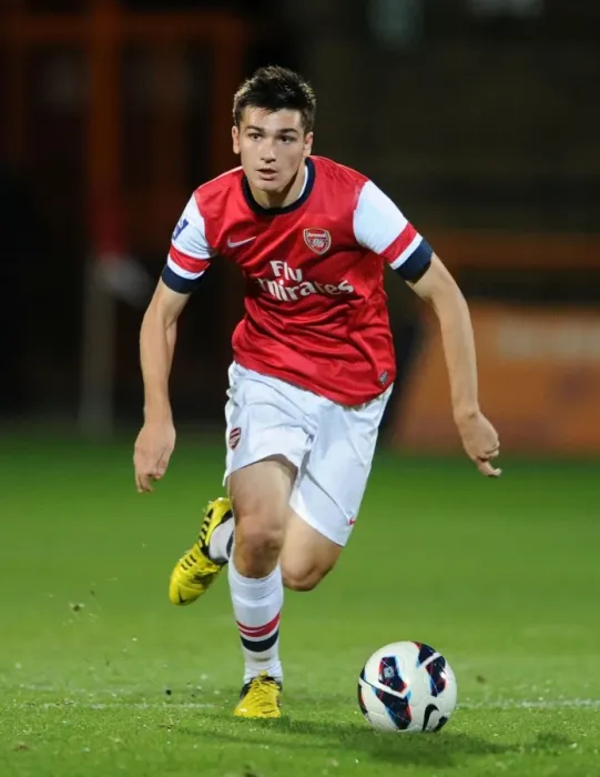 Framed Print : Jon Toral Shines for Arsenal U19 Against Olympiacos U19 in NextGen Series Match Framed Print : Jon Toral Shines for Arsenal U19 Against Olympiacos U19 in NextGen Series Match