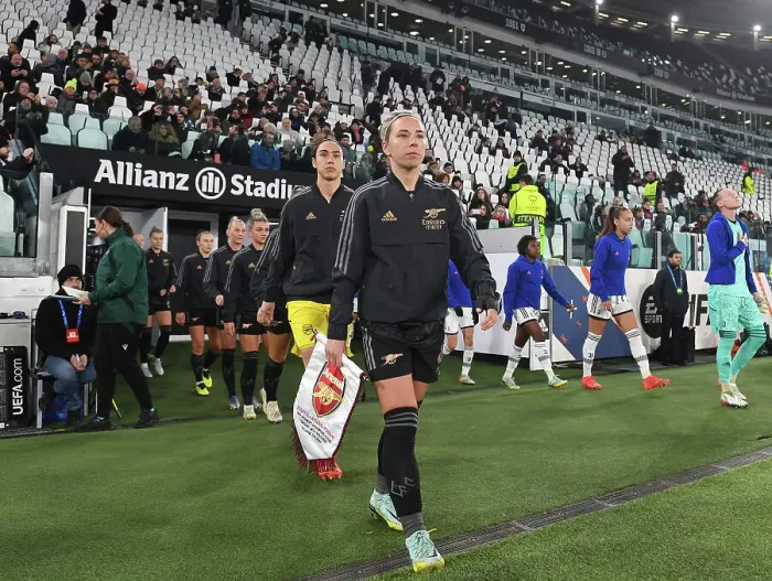 Framed Print : Jordan Nobbs Determination: Arsenal vs. Juventus, UEFA Women's Champions League, Turin 2022 Framed Print : Jordan Nobbs Determination: Arsenal vs. Juventus, UEFA Women's Champions League, Turin 2022