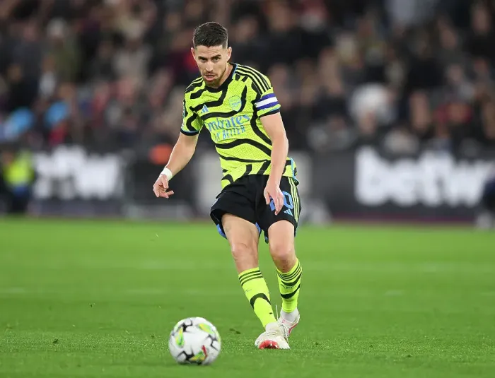 Framed Print : Jorginho's Midfield Masterclass: Arsenal's Dominant Performance Against West Ham United in Carabao Cup Framed Print : Jorginho's Midfield Masterclass: Arsenal's Dominant Performance Against West Ham United in Carabao Cup