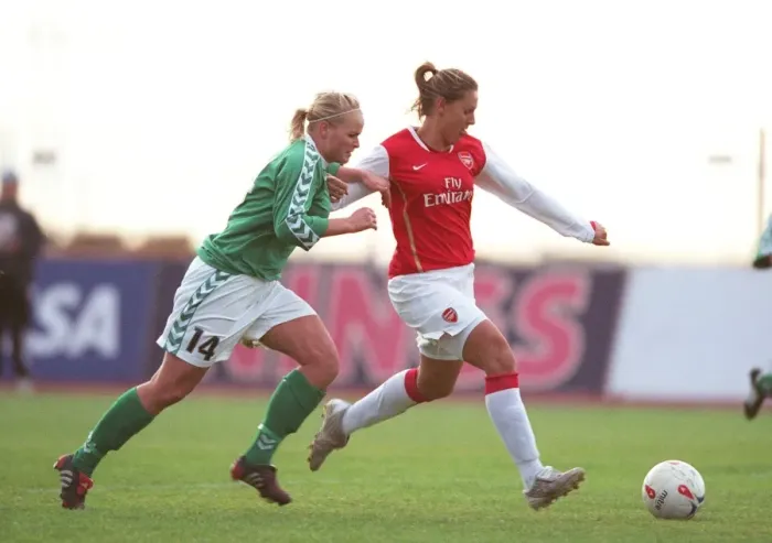 Framed Print : Julie Fleeting (Arsenal) Elin Bjornsdottir (Bredablik)
