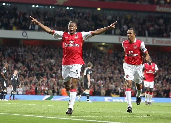 Julio Baptista and Gilberto: The Triumphant Moment - Arsenal's 3rd Goal vs Manchester City (17 / 4 / 07)