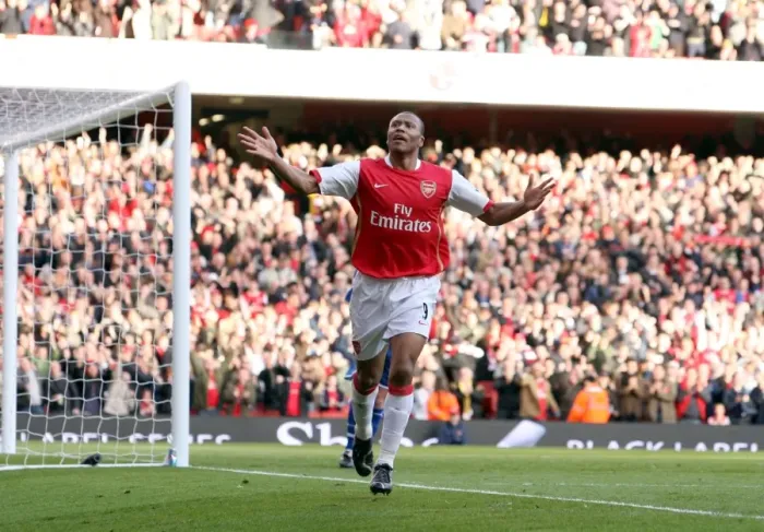 Framed Print : Julio Baptista's Brace: Arsenal Leads 2-1 Against Reading, FA Premiership, Emirates Stadium (March 3, 2007) Framed Print : Julio Baptista's Brace: Arsenal Leads 2-1 Against Reading, FA Premiership, Emirates Stadium (March 3, 2007)