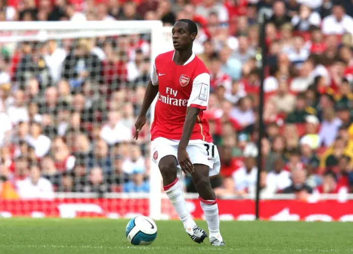 Framed Print : Justin Hoyte in Action: Arsenal's 2:1 Victory over Inter Milan, Emirates Cup 2007 Framed Print : Justin Hoyte in Action: Arsenal's 2:1 Victory over Inter Milan, Emirates Cup 2007