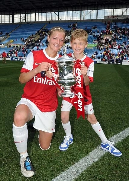 Katie Chapman (Arsenal) with the FA Cup Trophy. Arsenal Ladies 2:0 Bristol Academy