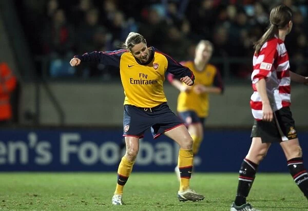 Kelly Smith celebrates scoring her and Arsenals 3rd goal
