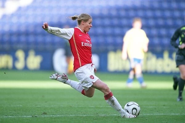 Kelly Smith's Brace: Arsenal Ladies vs. Brondby IF in UEFA Women's Cup Semi-Final