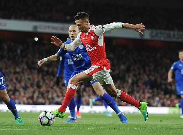 Kieran Gibbs in Action: Arsenal vs Leicester City (Premier League 2016-17)