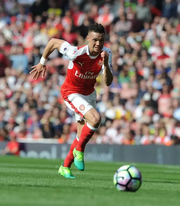 Framed Print : Kieran Gibbs in Action: Arsenal vs Manchester United, Premier League 2016-17