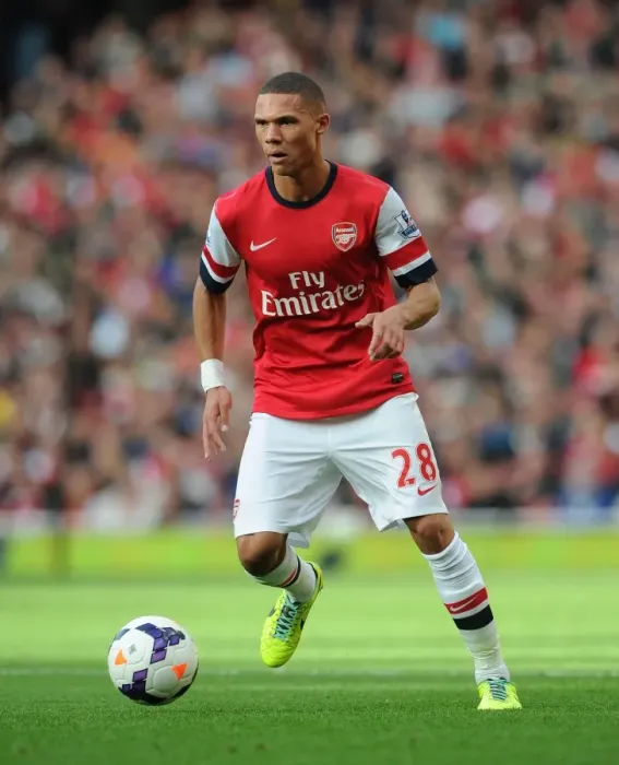 Framed Print : Kieran Gibbs in Action: Arsenal vs Norwich City (2013-14) Framed Print : Kieran Gibbs in Action: Arsenal vs Norwich City (2013-14)