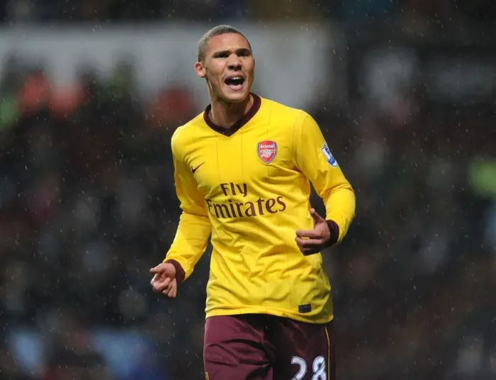 Framed Print : Kieran Gibbs in Action: Aston Villa vs. Arsenal, Premier League 2012-13