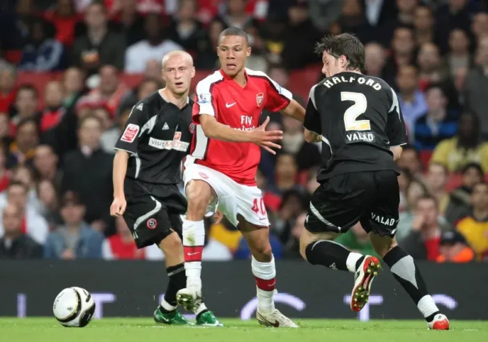 Framed Print : Kieran Gibbs (Arsenal) David Cotterill and Greg Halford (Shef Utd) Framed Print : Kieran Gibbs (Arsenal) David Cotterill and Greg Halford (Shef Utd)