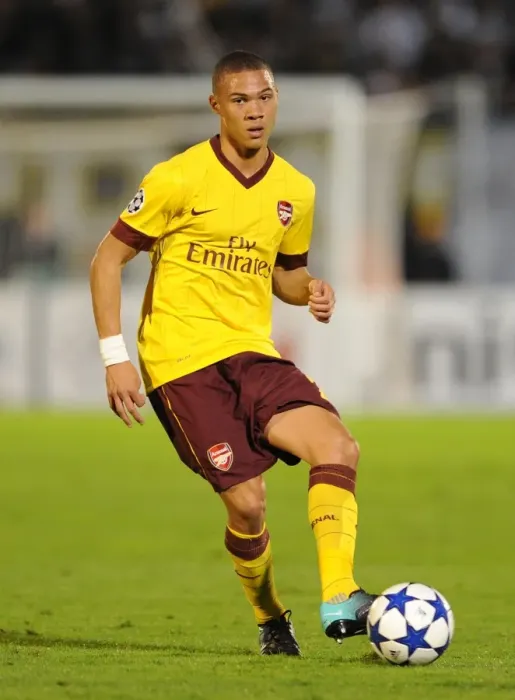 Framed Print : Kieran Gibbs (Arsenal). Partizan Belgrade 1: 3 Arsenal. UEFA Champions League