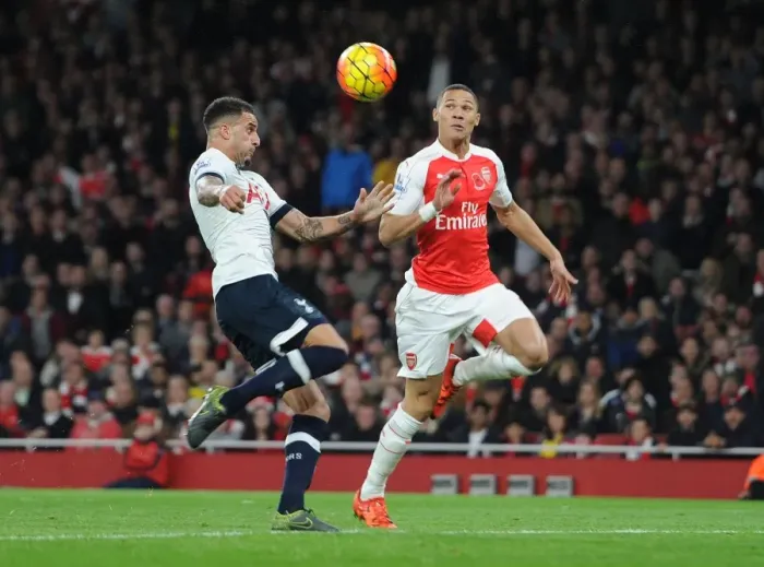 Framed Print : Kieran Gibbs Dramatic Last-Minute Goal: Arsenal Edge Past Tottenham in the 2015-16 Premier League