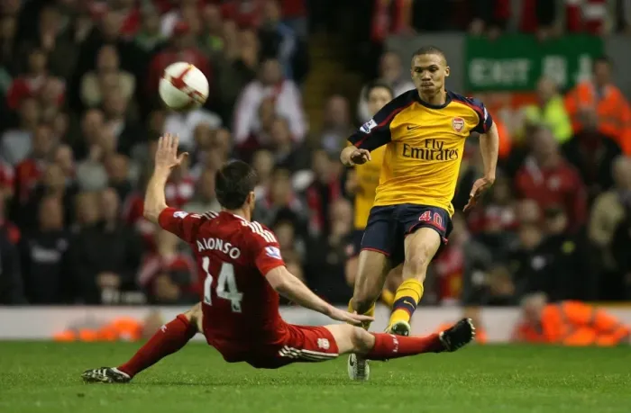 Framed Print : Kieran Gibbs (Liverpool) Xabi Alonso (Liverpool)