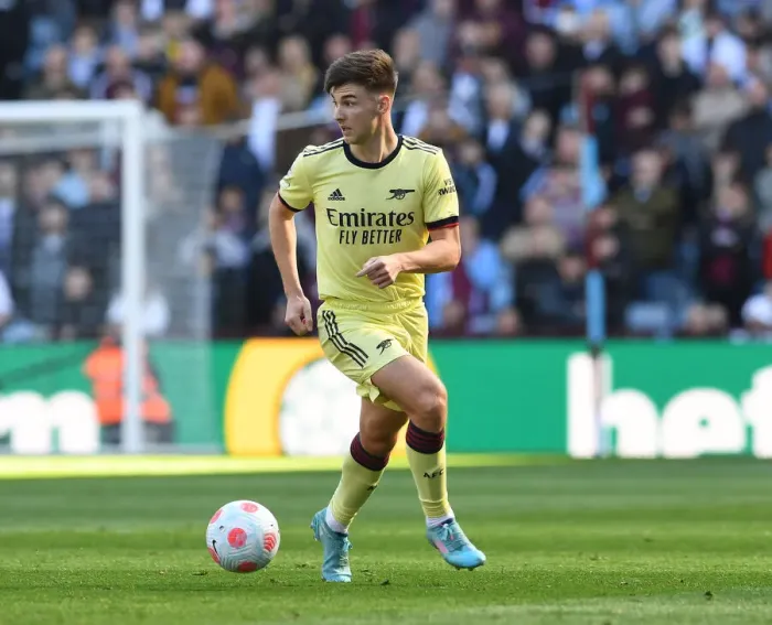 Framed Print : Kieran Tierney in Action: Aston Villa vs. Arsenal, Premier League